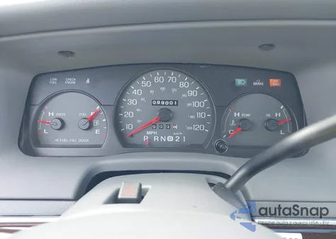 2004 Mercury Grand Marquis Gs from USA, damaged, VIN 2MEFM74WX4X621886